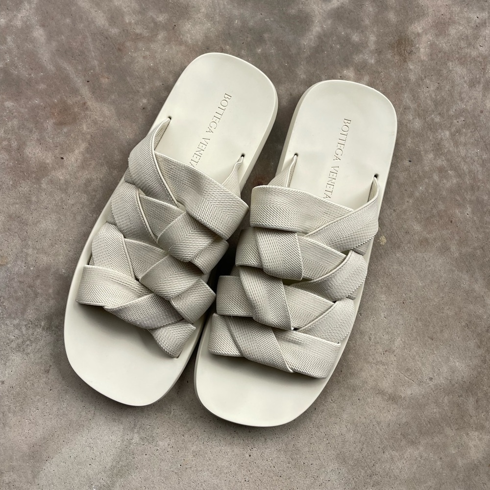 Bottega Veneta Plat Woven Sandals